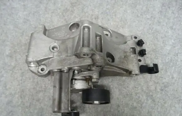 Generator/alternator bracket