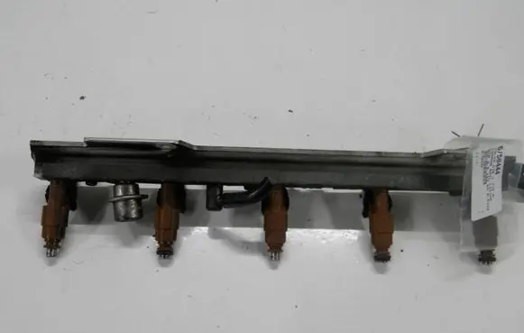 Volvo C70 Fuel main line pipe 9186836
