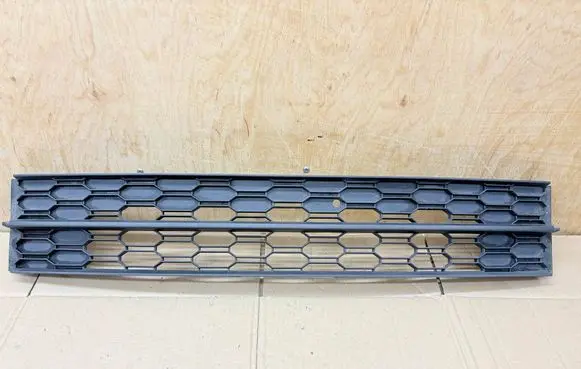 Skoda Octavia Mk3 (5E) Front bumper lower grill 5E0853677L 14541020100