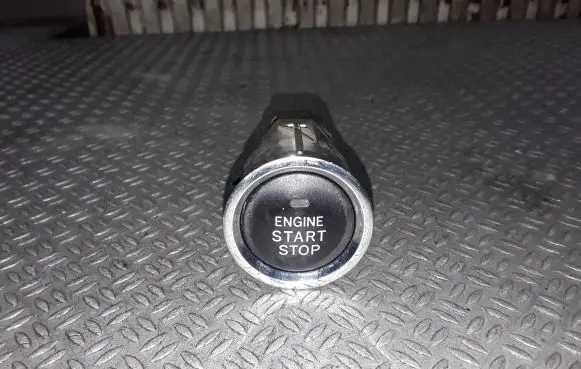 Toyota Corolla Verso AR10 Engine start stop button switch 15A7102