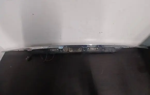 Volvo S80 Trunk door license plate light bar 31253060
