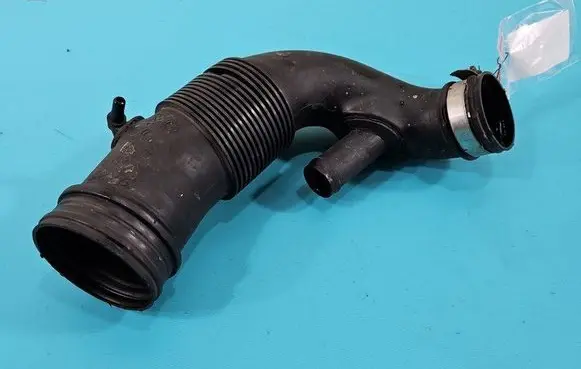 Intercooler hose/pipe