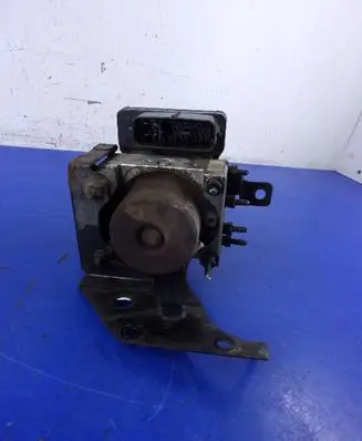 Mazda MPV II LW ABS Pump