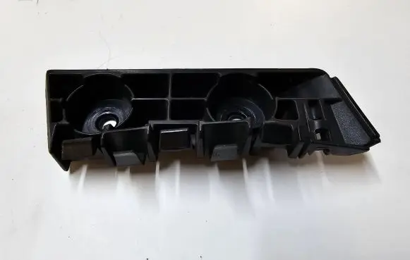 Ford Mustang VI Front bumper mounting bracket FR3B17D958AE