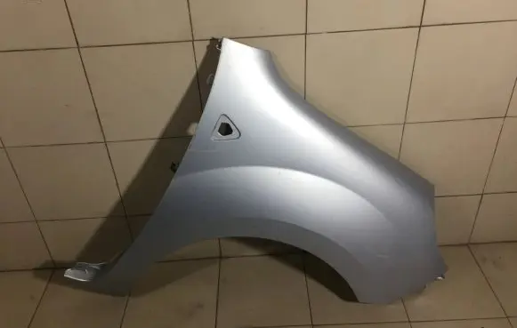 Renault Kangoo II Fender 8200378539