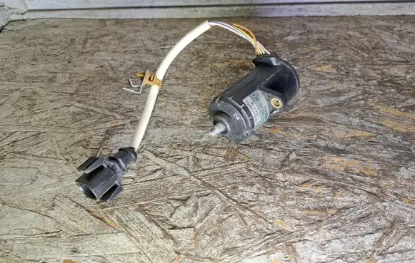 Audi A4 S4 B5 8D Accelerator pedal position sensor 0281002229 769209297 028907475S