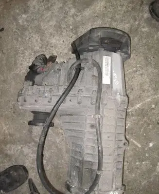 Volkswagen Touareg I Gearbox transfer box case 09D300037K
