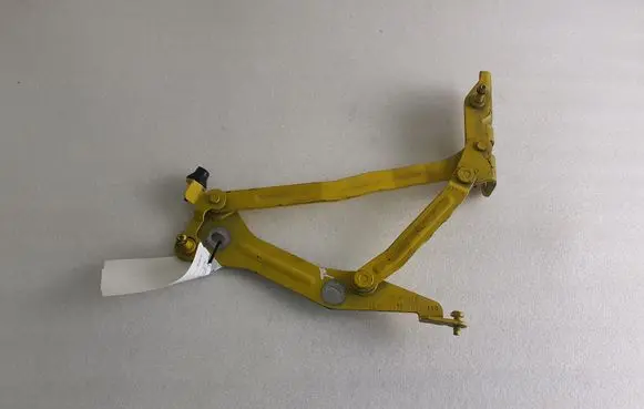 Ford Mustang VI Tailgate/trunk/boot hinge FR3B6342700AD