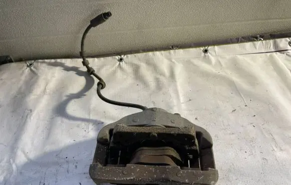 BMW 6 E63 E64 Front brake caliper bmw6