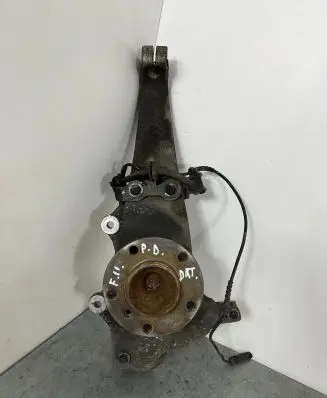 BMW 5 F10 F11 Front wheel hub