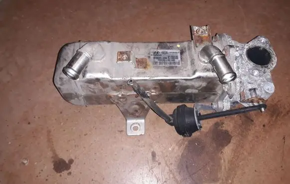 KIA Sportage EGR valve cooler 284162F140