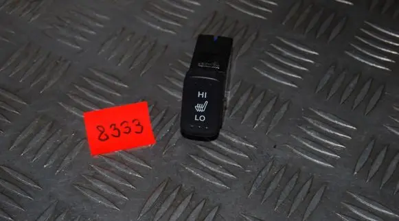Honda CR-V Seat heating switch M32044