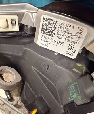 Volkswagen Golf VIII Steering wheel 5H0419089FD 5H0419089