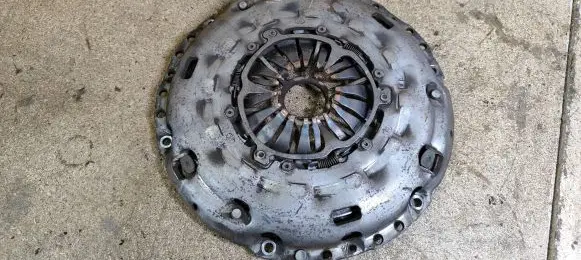 Pressure plate