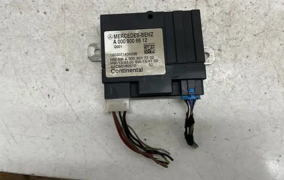 Mercedes-Benz C W205 Other control units/modules A0009006612