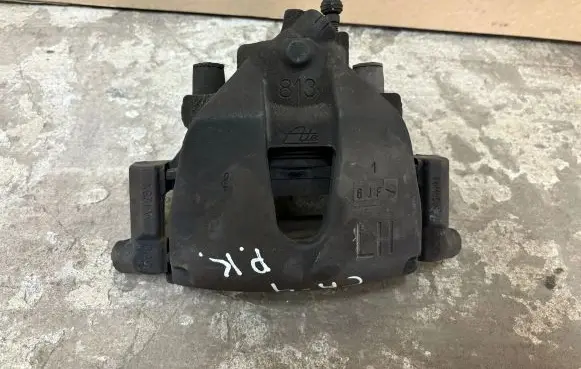 Ford Grand C-MAX Front brake caliper