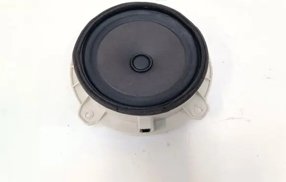 Hyundai ix35 Front door speaker 963302S500