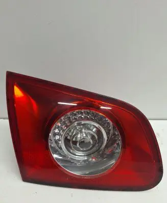 Volkswagen PASSAT B6 Tailgate rear/tail lights