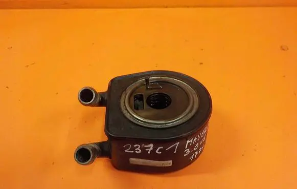 Ford Maverick Engine oil radiator 