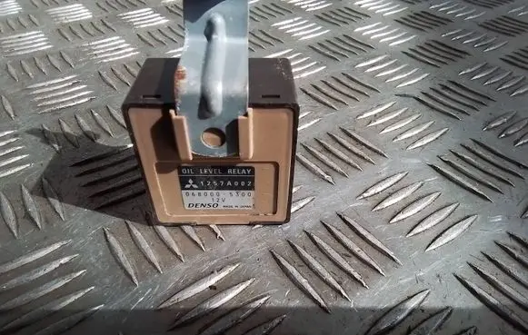 Mitsubishi Grandis Other relay