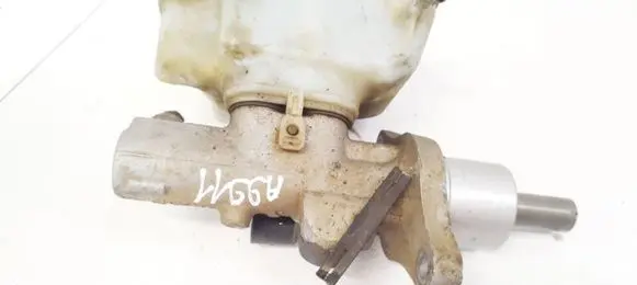 Skoda Octavia Mk2 (1Z) Master brake cylinder