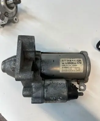 Peugeot 308 Starter motor 9675660680 0001174601