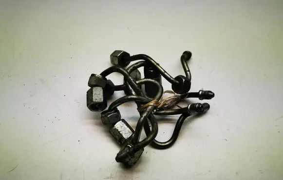 BMW 5 F10 F11 Fuel injector supply line/pipe 