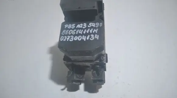 Audi A8 S8 D2 4D ABS Pump 8E0614111M