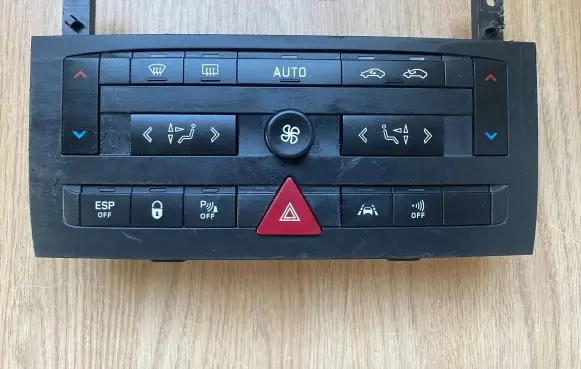 Citroen C5 Climate control unit 96573328 VP4PUH18C612UB UA3B10E38C