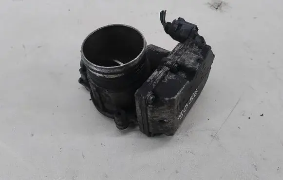 Ford Fiesta Throttle body valve 7V2Q-9E926-AB