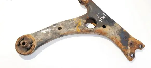 Toyota Corolla Verso AR10 Front lower control arm/wishbone