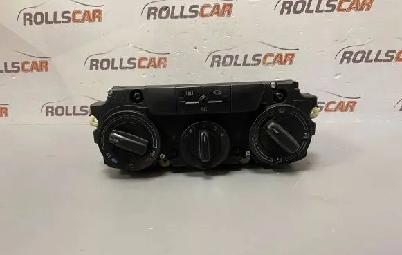 Skoda Octavia Mk2 (1Z) Climate control unit U74358110 05S19A1