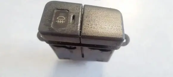 Fog light switch