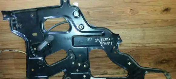 Lancia Delta Sliding door window regulator with motor