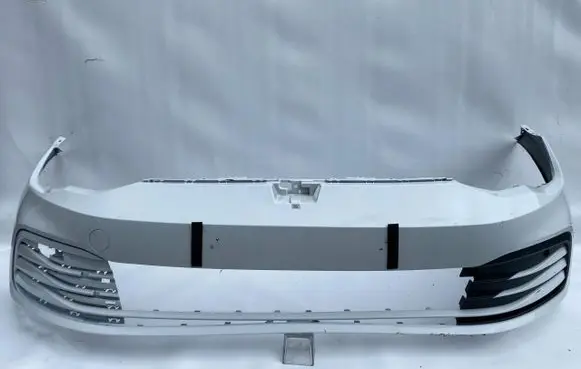 Volkswagen Golf VIII Front bumper 5H0807221H