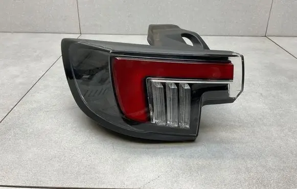 Opel Mokka B Rear/tail lights 9833721880