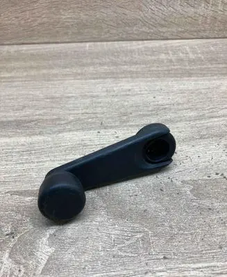 BMW 1 E81 E87 Rear door window winding handle 8122503
