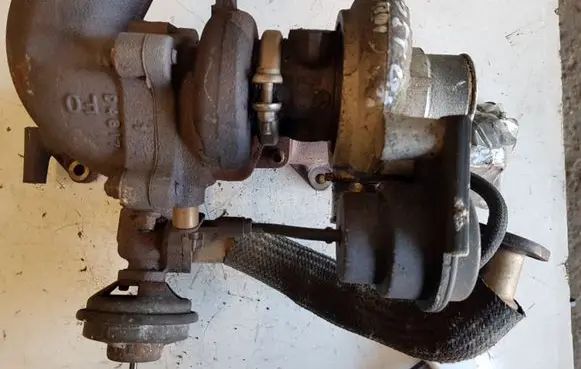 Hyundai Trajet Turbo HL094562