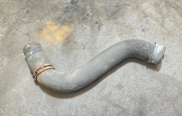 Mercedes-Benz Sprinter W906 Engine coolant pipe/hose A9065012982