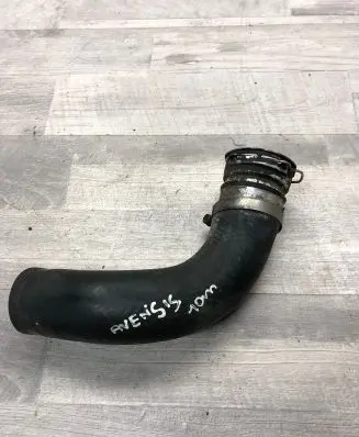 Toyota Avensis T270 Intercooler hose/pipe 091103