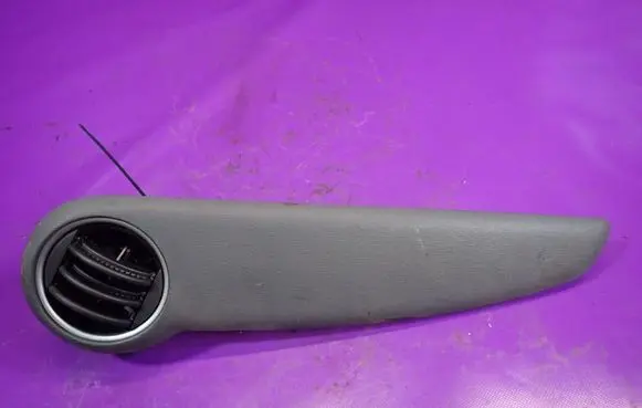 Hyundai i10 Dashboard side air vent grill/cover trim 847650X000