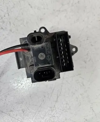 Renault Megane I Heater blower fan relay 