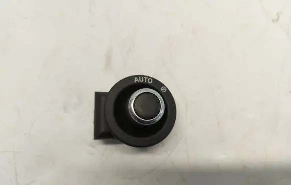 Land Rover Range Rover Velar Steering wheel adjustment switch fw93-6465-bb