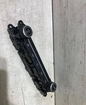 Ford Focus Multifunctional control switch/knob JX7T18K811AC