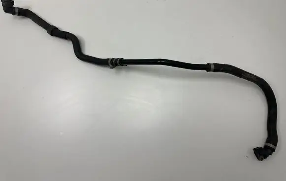 Mercedes-Benz E W213 Engine coolant pipe/hose A2135011782 CT150954D