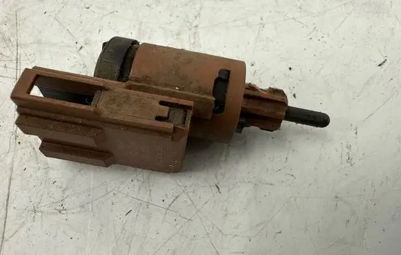 Brake pedal sensor switch