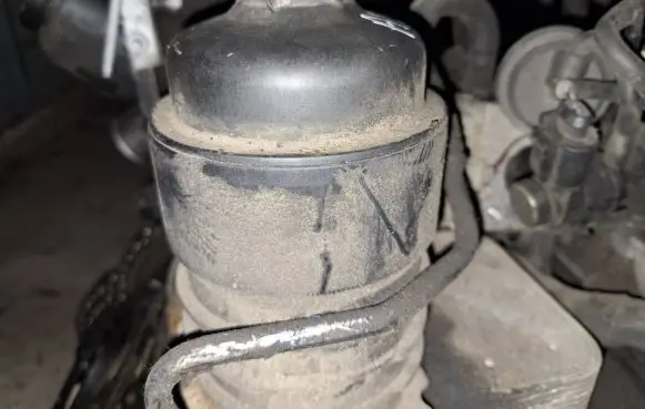 Audi A6 S6 C6 4F Oil filter cover 