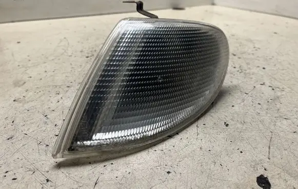 Volkswagen Sharan Front indicator light 185134B
