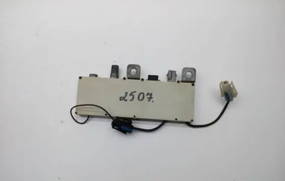 BMW 5 E39 Antenna control unit 838068503