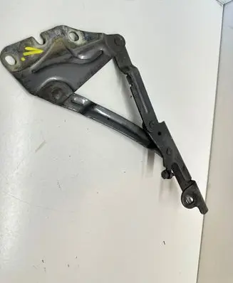 Volkswagen Golf Plus Engine bonnet/hood hinges 5M0823302